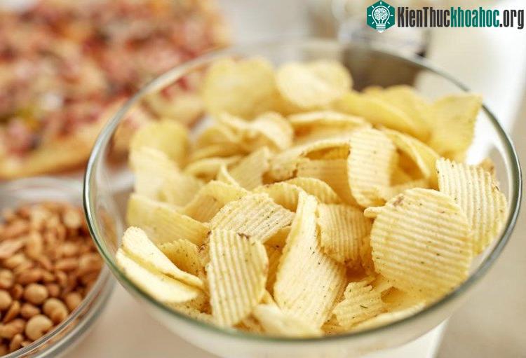Những món đồ ăn vặt thường nhẹ nhàng và dễ chịu, làm thúc đẩy mong muốn ăn lên cao độ.