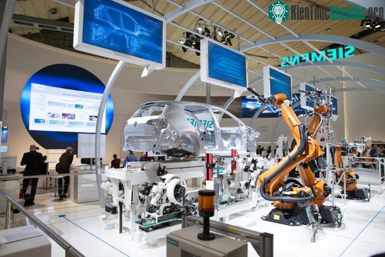 Máy móc thay thế lao động chân tay sẽ đẩy hàng triệu công nhân vào tình trạng thất nghiệp. (Ảnh: Siemens).
