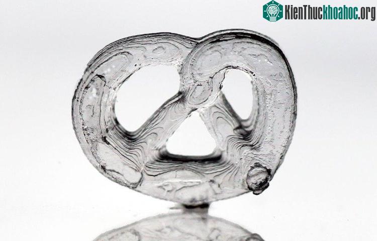 Không chỉ trong suốt, sản phẩm còn có độ phân giải, tinh xảo cao.