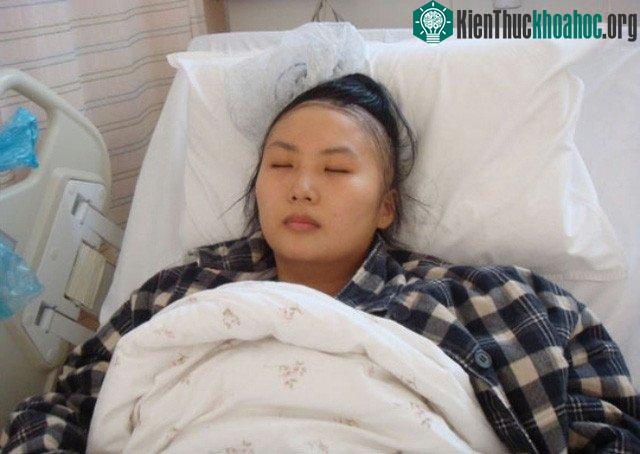 Vu Quyên cho rằng, việc mình mắc bệnh chắc chắn là hệ quả của nhiều yếu tố đã được tích luỹ trong một khoảng thời gian dài.
