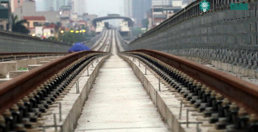 Hiện hơn 28.000m đường ray chính tuyến đã hoàn thành