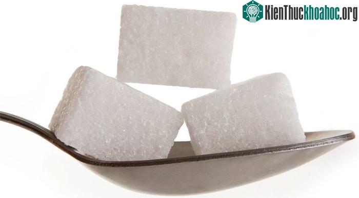 Với công nghệ DNA, từng này thể tích là đủ chứa... ba lần lịch sử hơn một trăm năm của ngành điện ảnh rồi.
