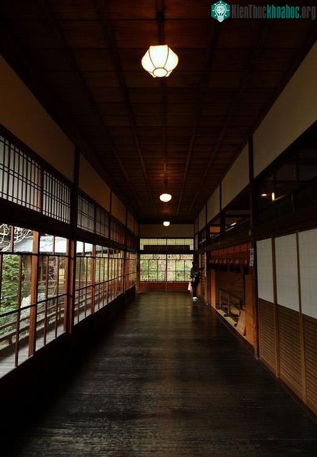 Hành lang chim chích ở Eikan-dō Zenrin-Ji.