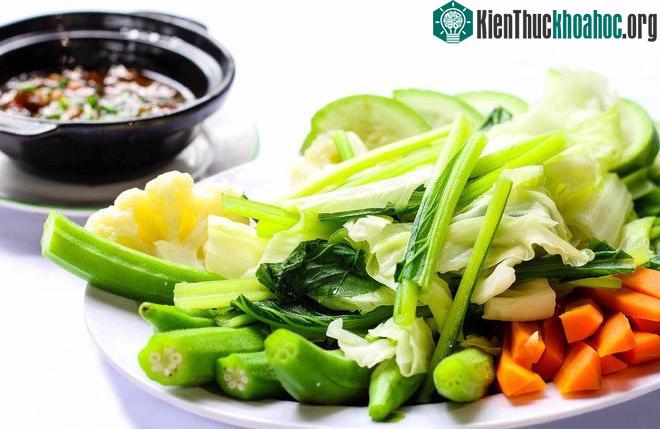 Ăn quá ít chất, ăn chay lại khiến cơ thể mất cân bằng, suy nhược.