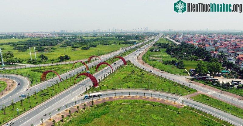 Với 6 làn xe chạy, tốc độ tối đa 80km/h, đường Võ Nguyên Giáp khởi công từ tháng 8/2012