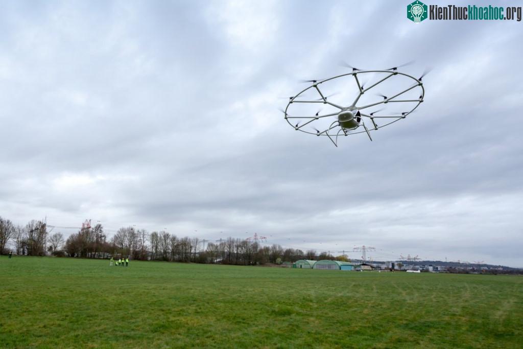 Volocopter 2X không phải là một phương tiện di chuyển xa.