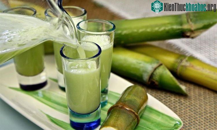 Nước mía còn có tác dụng giảm cân hiệu quả đối với các chị em.
