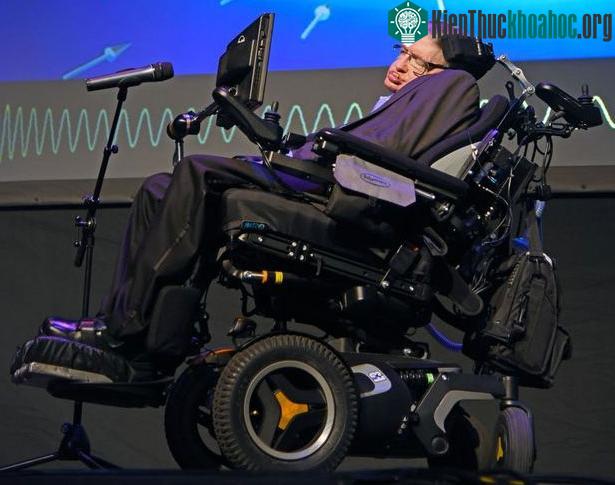 Giáo sư Hawking cho rằng tàu vũ trụ Star Chip có thể thăm dò hành tinh giống Trái Đất Proxima b. (Ảnh: Starmus).