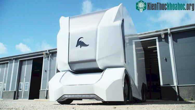 T-pod có thể được điều khiển từ xa hoặc tự lái hoàn toàn mà không cần sự can thiệp của con người.