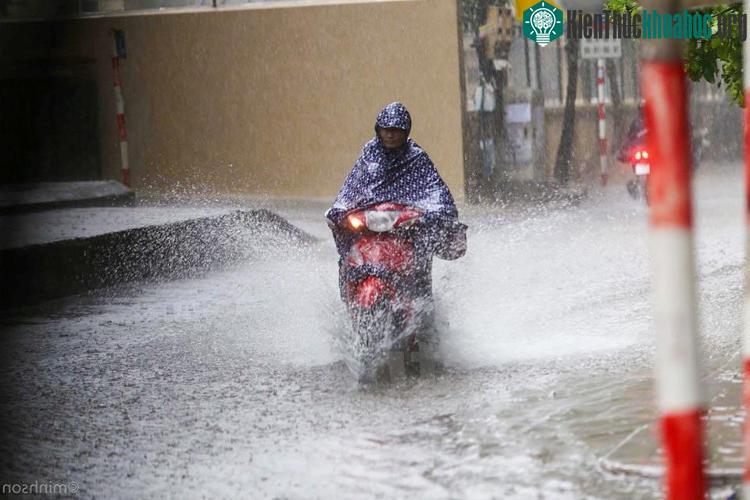 Nhiều vùng ở Bắc Bộ vẫn có mưa rào ngắt quãng, các tỉnh vùng núi phía Bắc tiếp tục có mưa. (Ảnh: minhson).