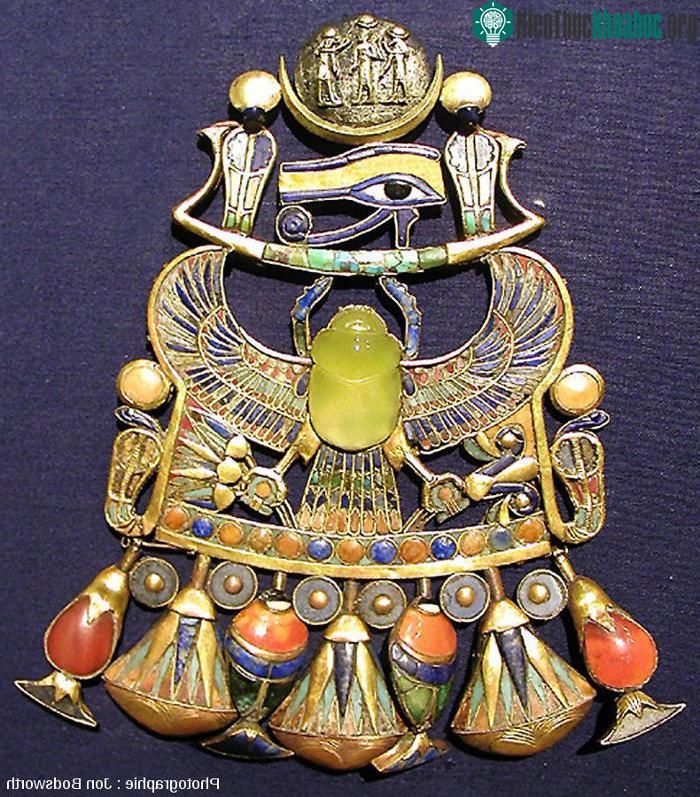 Mặt dây chuyền chế tác công phu. (Ảnh: Ancient Origins).