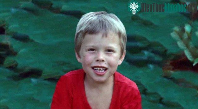 Elon Musk hồi nhỏ.