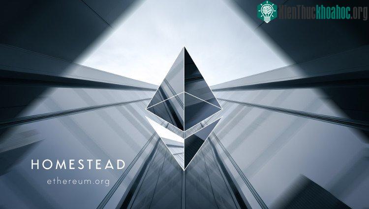 Ethereum cũng được xây dựng và quản lý trên một hệ thống blockchain.