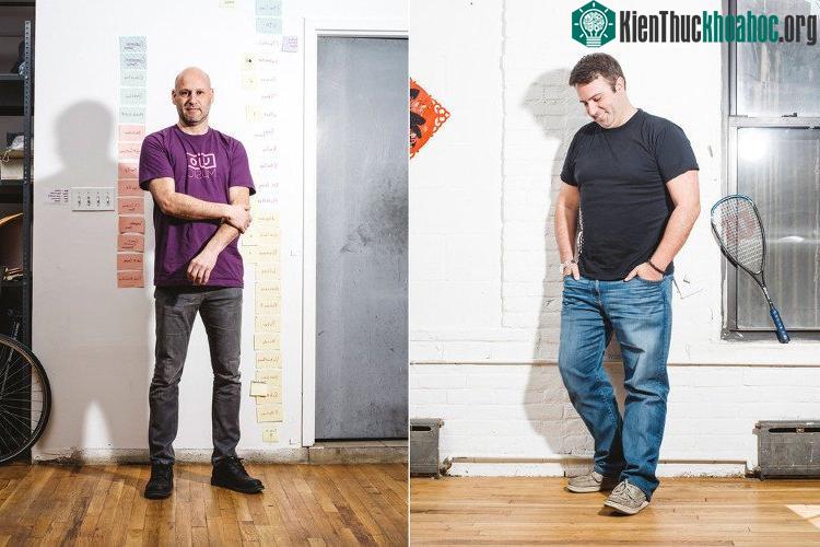 Joseph Lubin (phải), sáng lập ra ConsenSys, chuyên về những ứng dụng chạy trên Ethereum. Andrew Keys (trái), giám đốc phát triển kinh doanh của ConsenSys.