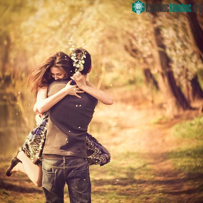 Nhiều người vẫn thích tình yêu lãng mạn hơn là tìm bạn tâm giao nhờ sự sắp xếp.