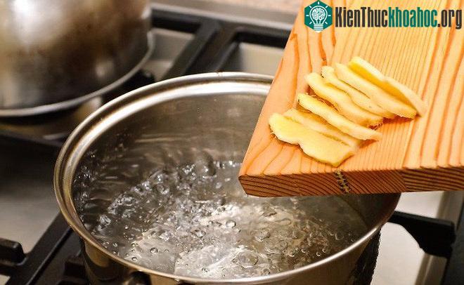 Khi gừng được nấu chín, hấp, nướng, các thành phần của nó thay đổi và các hợp chất khác hình thành.
