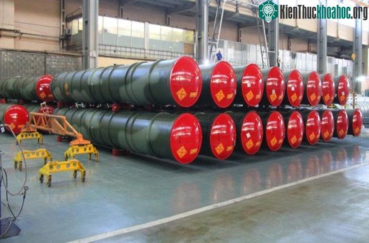 Nhà máy Avangard thực hiện cả các hợp đồng cung cấp đạn tên lửa của các tổ hợp S-300 dành cho xuất khẩu