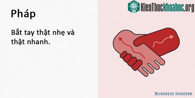 Cách bắt tay của người Pháp