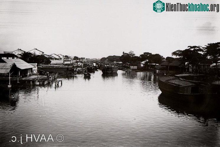 Kênh rạch ở Chợ Lớn, 1904.