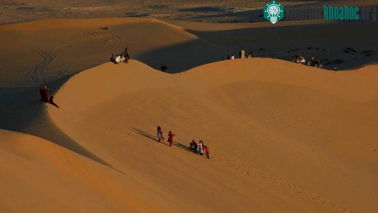Ghudamis, hay còn gọi là Ghadames, là thị trấn ốc đảo nằm ở miền tây Libya.