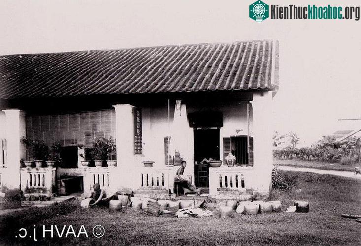 Xưởng gốm ở Chợ Lớn năm 1904.