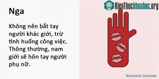 Cách bắt tay của người Nga