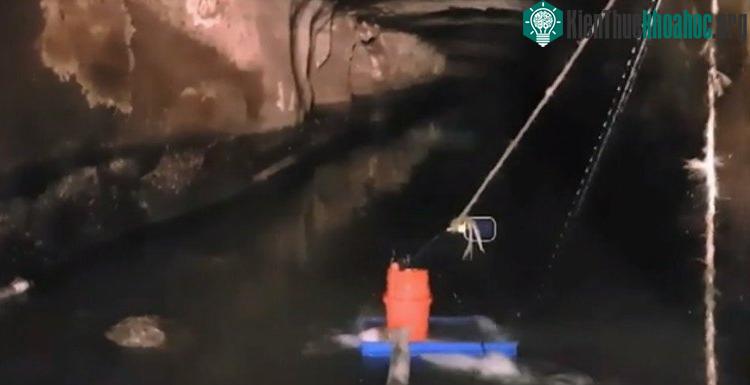 Có khả năng đây là địa điểm được các trang trại lân cận tạo nên để kiểm soát nguồn cung nước trong khu vực.