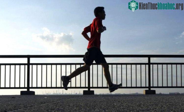 Những thói quen ở giai đoạn tuổi teen và tuổi 20 có thể tác động đến sức khỏe não bộ sau này trong đời.