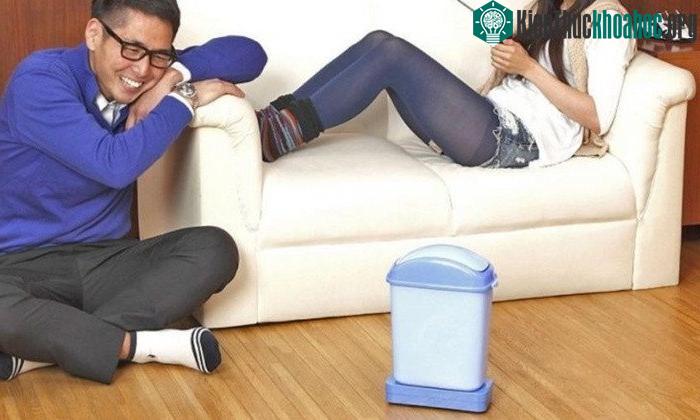 Thùng rác điều khiển từ xa