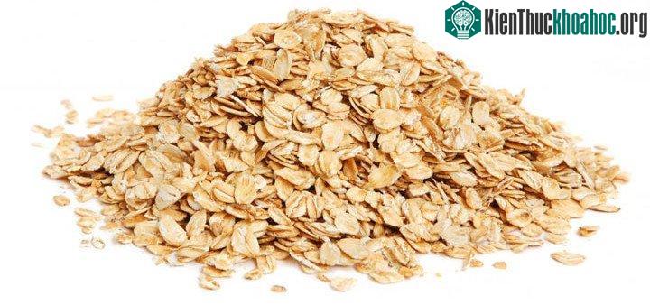 Yến mạch giúp kiểm soát lượng đường trong máu và giảm nguy cơ tiểu đường tuýp 2.