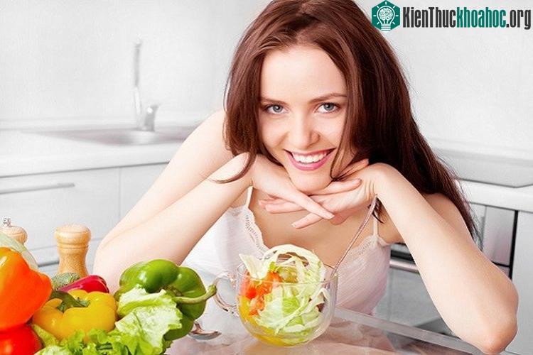 Tăng cường ăn thực phẩm nhiều vitamin C để phòng bệnh. (Ảnh: Internet).