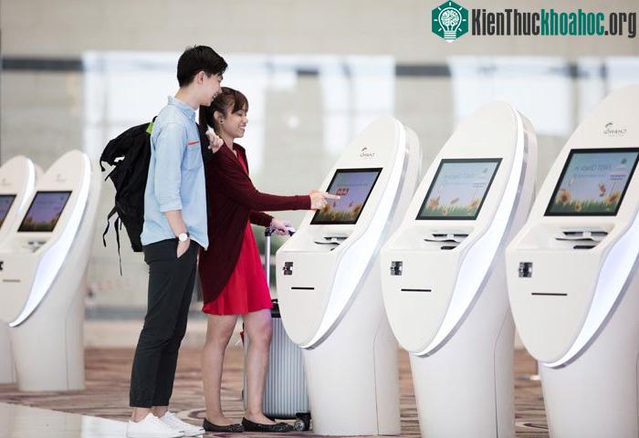 Điểm đặc biệt của nhà ga T4 là hành khách có thể làm thủ tục hàng không tự động