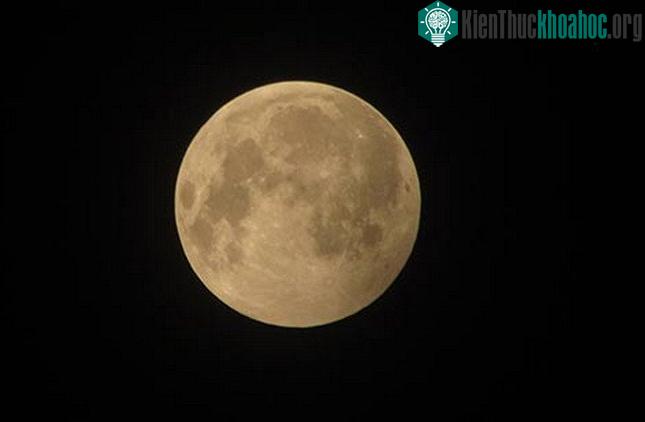 Mặt trăng lúc bình thường