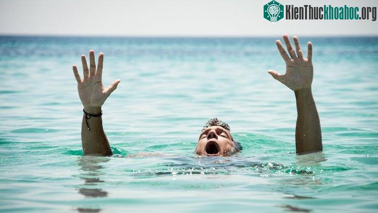 Nam giới dễ có nguy cơ chết đuối hơn.