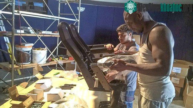 Các chuyên gia Ý lắp đặt thiết bị kỹ thuật của đài thiên văn