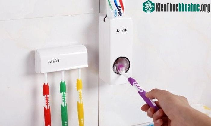 Máy lấy kem đánh răng