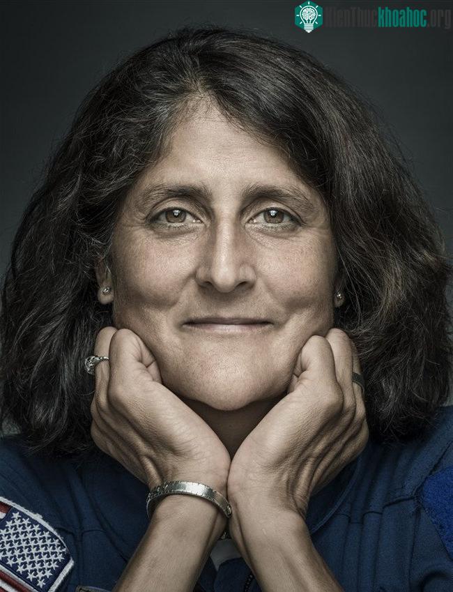 Sunita Williams từng có 3.000 giờ bay với nhiều loại phi cơ. (Ảnh: NASA).