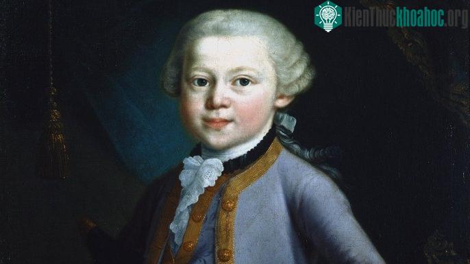 Mozart chơi đàn từ khi 3 tuổi.