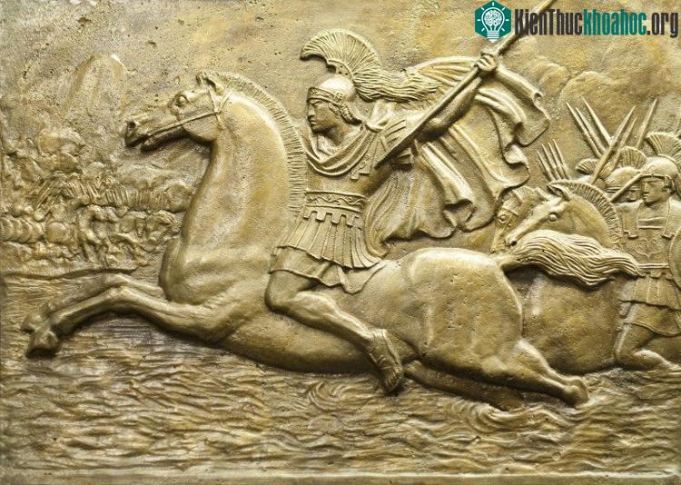 Ngay từ nhỏ, Alexander đã có mơ ước trở thành một chiến binh anh hùng.
