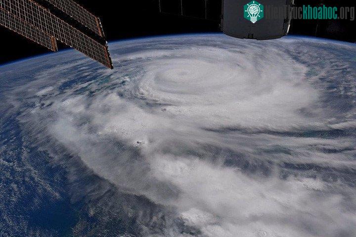 Bão Irma nhìn từ vũ trụ