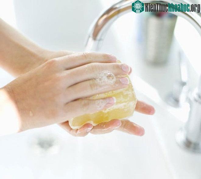 Vệ sinh cá nhân sạch sẽ để phòng bệnh tiêu chảy. (Ảnh minh họa).