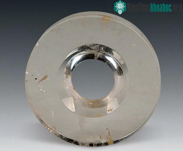 Khai quật mộ cổ 800 tuổi, không ngờ phát hiện kho báu quý giá ảnh 0