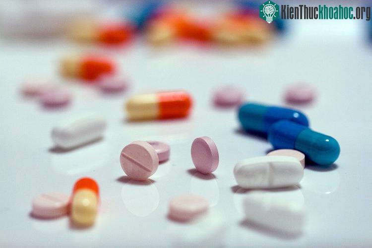 Năm 2016, Liên Hợp Quốc gọi kháng kháng sinh là một mối đe dọa toàn cầu.