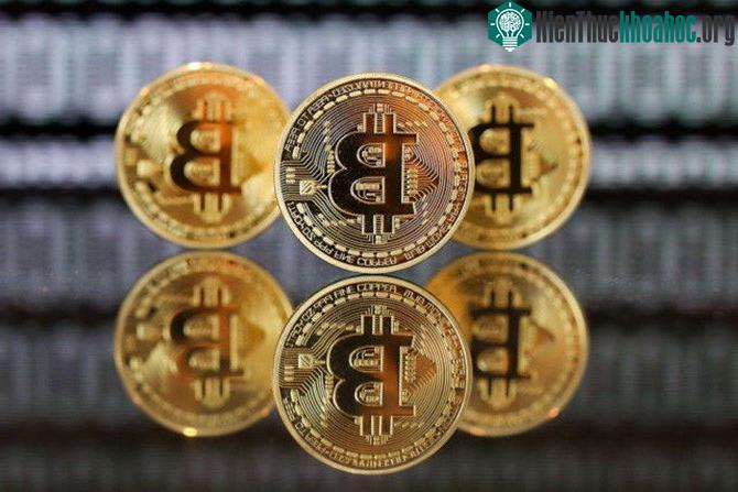 Bitcoin là mạng lưới thanh toán đầu tiên trên thế giới có tính chất phân quyền.
