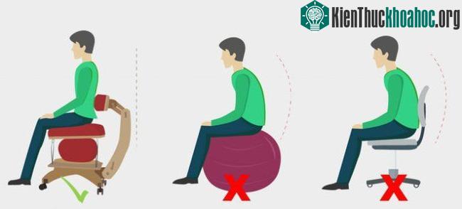 Sản phẩm được thiết kế để hỗ trợ người dùng giảm đau lưng, cải thiện tư thế ngồi.