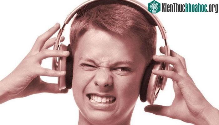 Đối với các mục đích không gây chết người, vũ khí âm thanh thực sự có ích.
