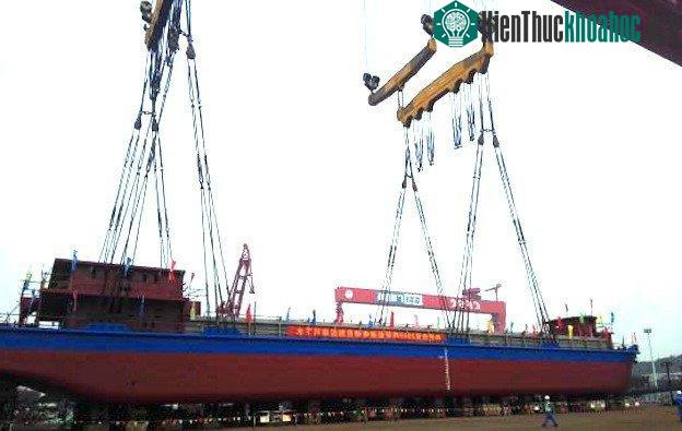 Tàu thủy vận hành hoàn toàn bằng điện đầu tiên trên thế giới
