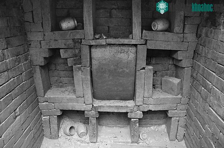 Khai quật mộ cổ 800 tuổi, không ngờ phát hiện kho báu quý giá ảnh 2