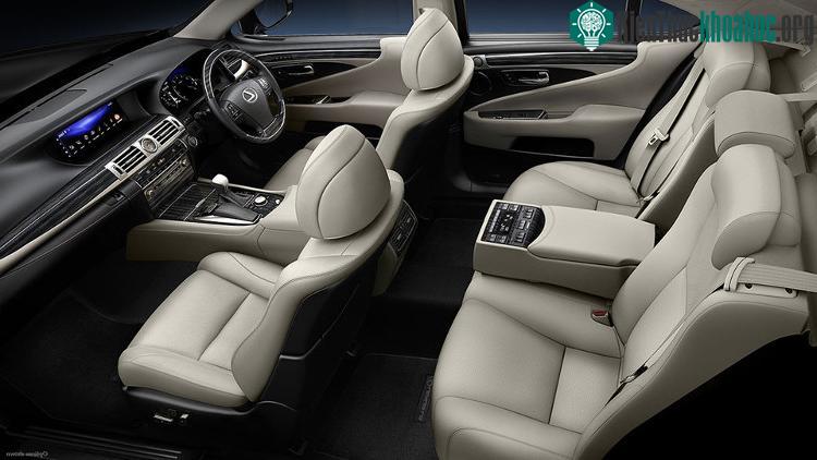 LS 600HL sở hữu nội thất cực kỳ sang trọng