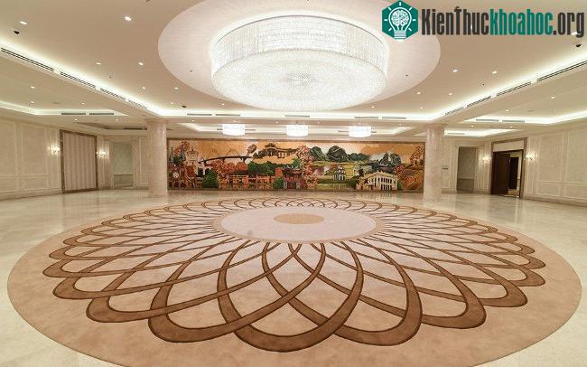 Đại sảnh chính là nơi diễn ra lễ đón chính thức 21 nhà lãnh đạo APEC